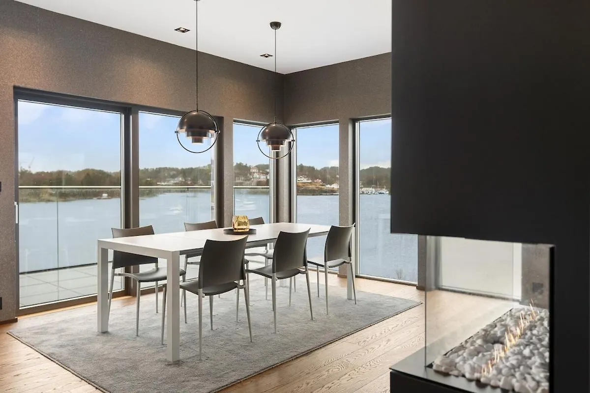 High-End Villa With Private Rooftop And Sea Line Bergen