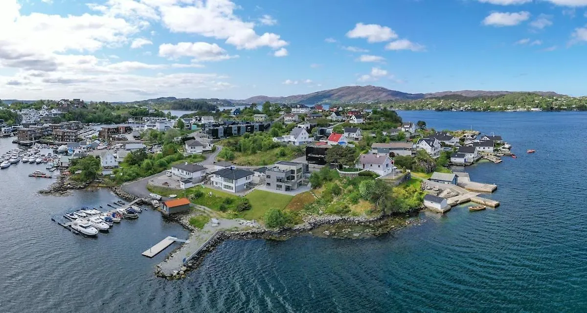 High-End Villa With Private Rooftop And Sea Line Bergen