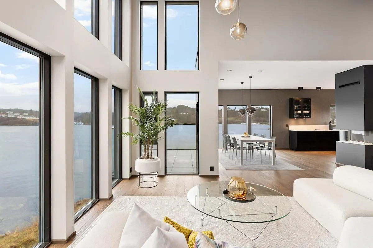 High-End Villa With Private Rooftop And Sea Line Bergen